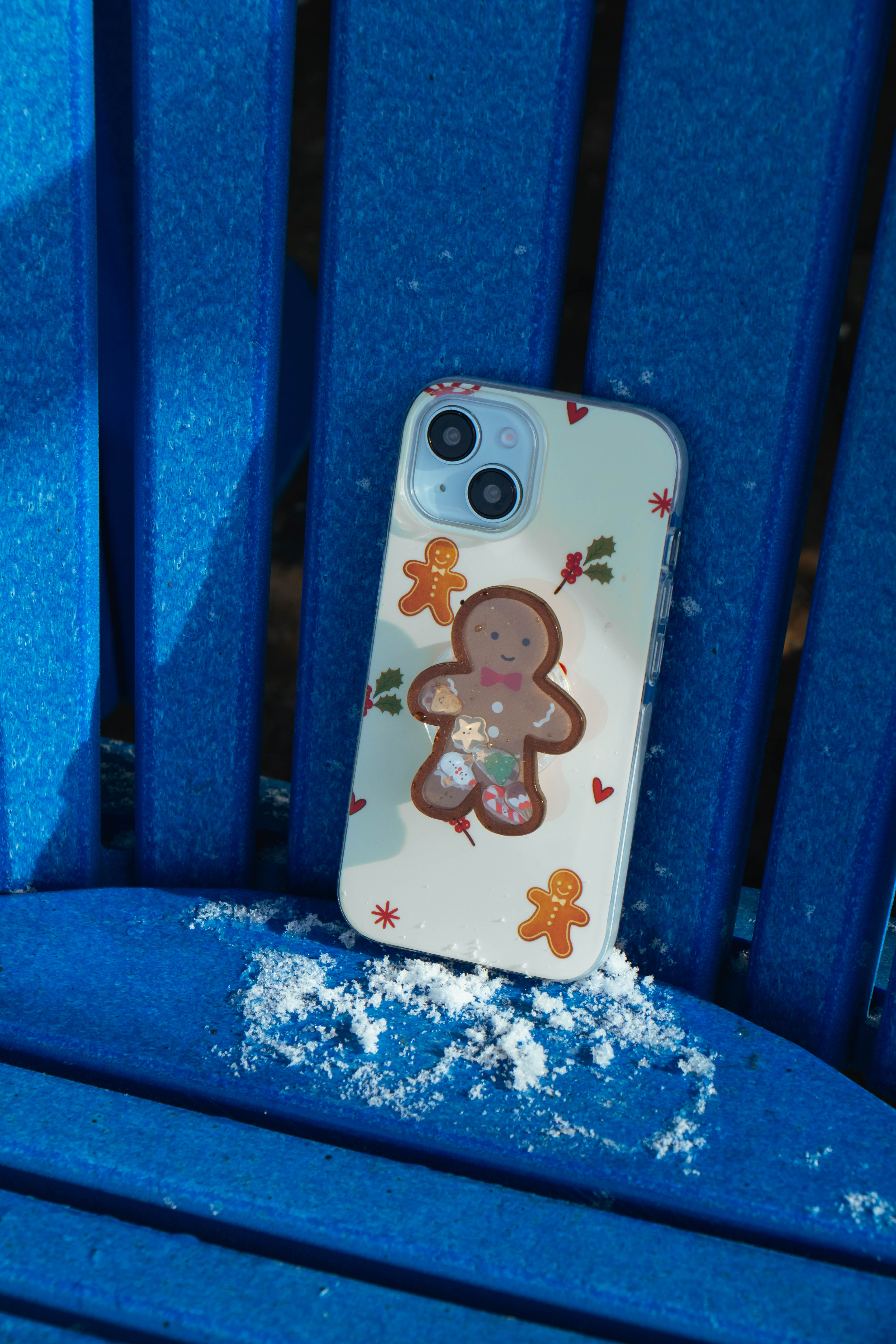 Shaker Phone Case for iPhone 15/14/13 - Gingerbread
