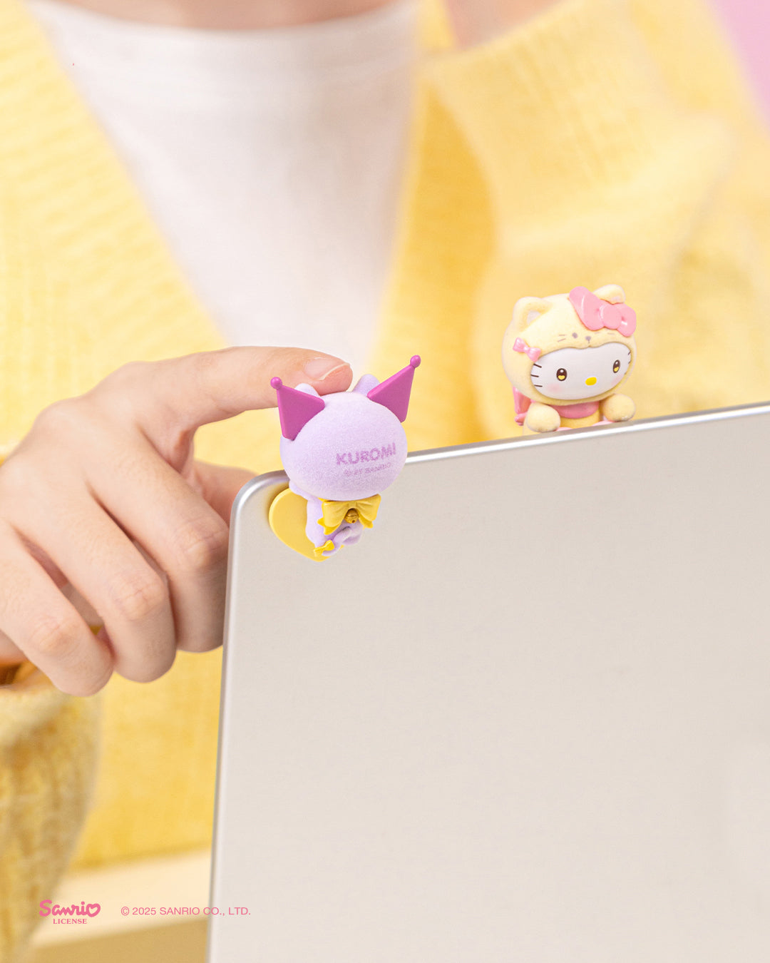 Sanrio Characters Guardian Meow Squad Peek-A-Pals Blind Box