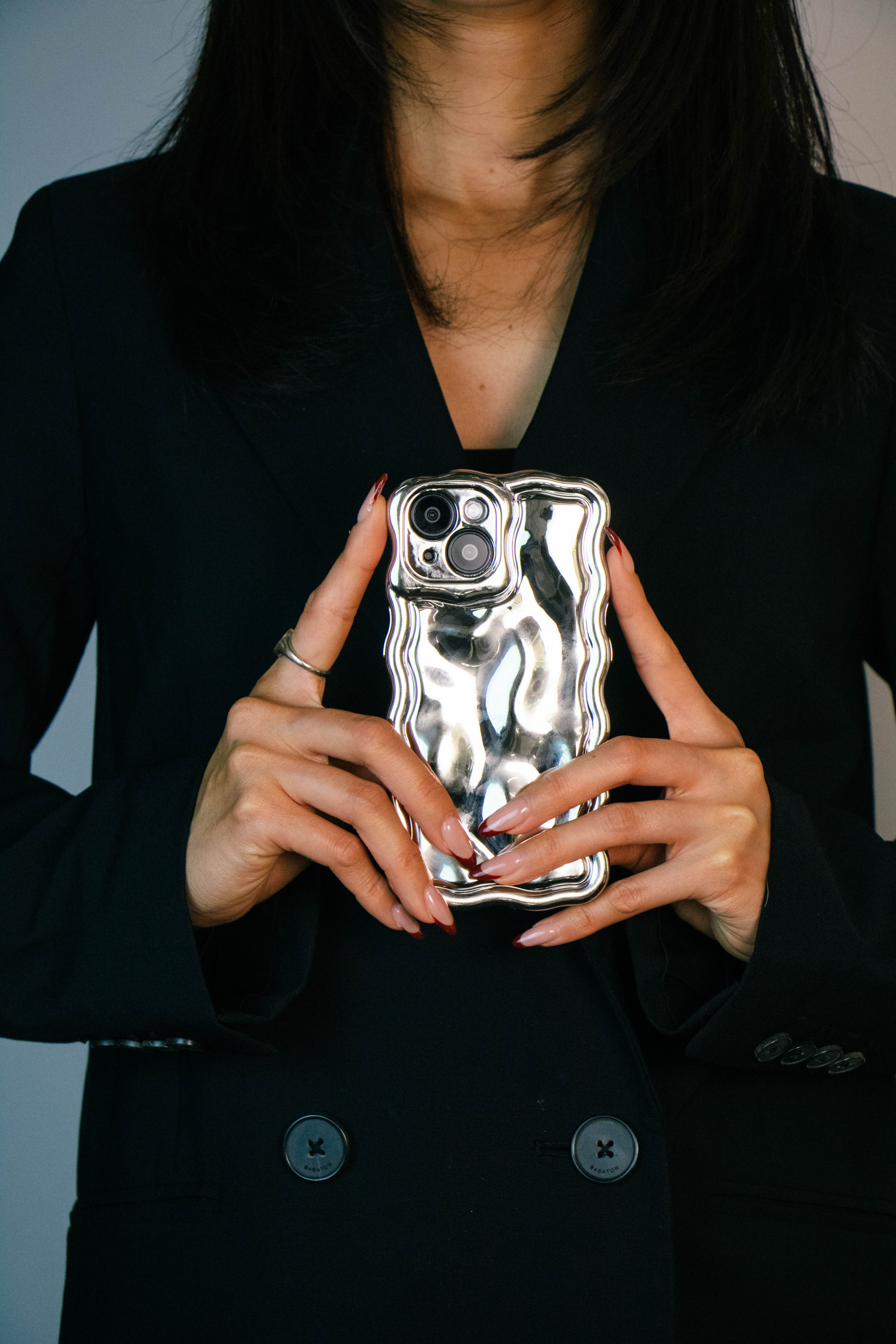 Ripple Metalic Phone Case for iPhone 15