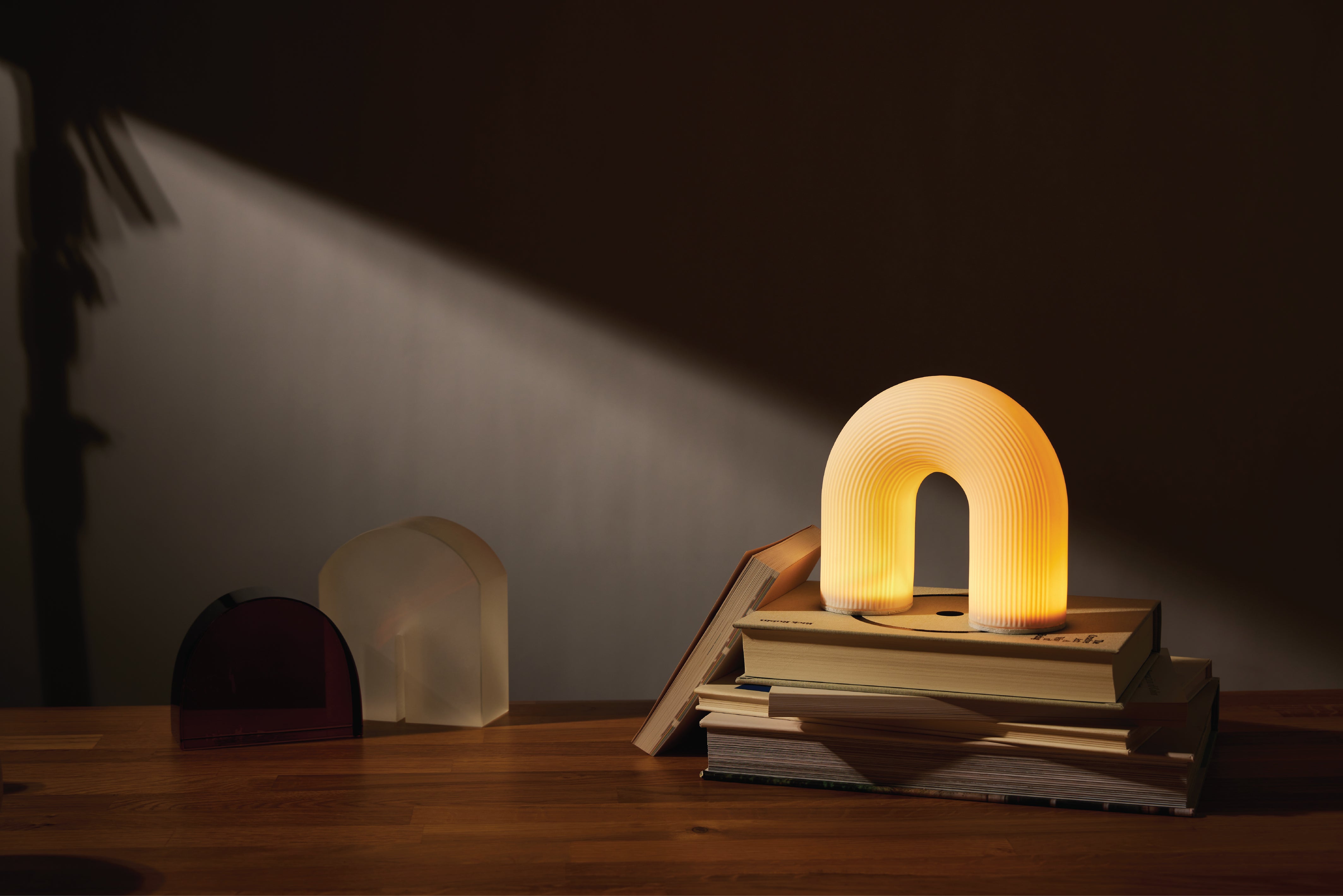 Ceramic Lamp with USB-C Cable - Arch
