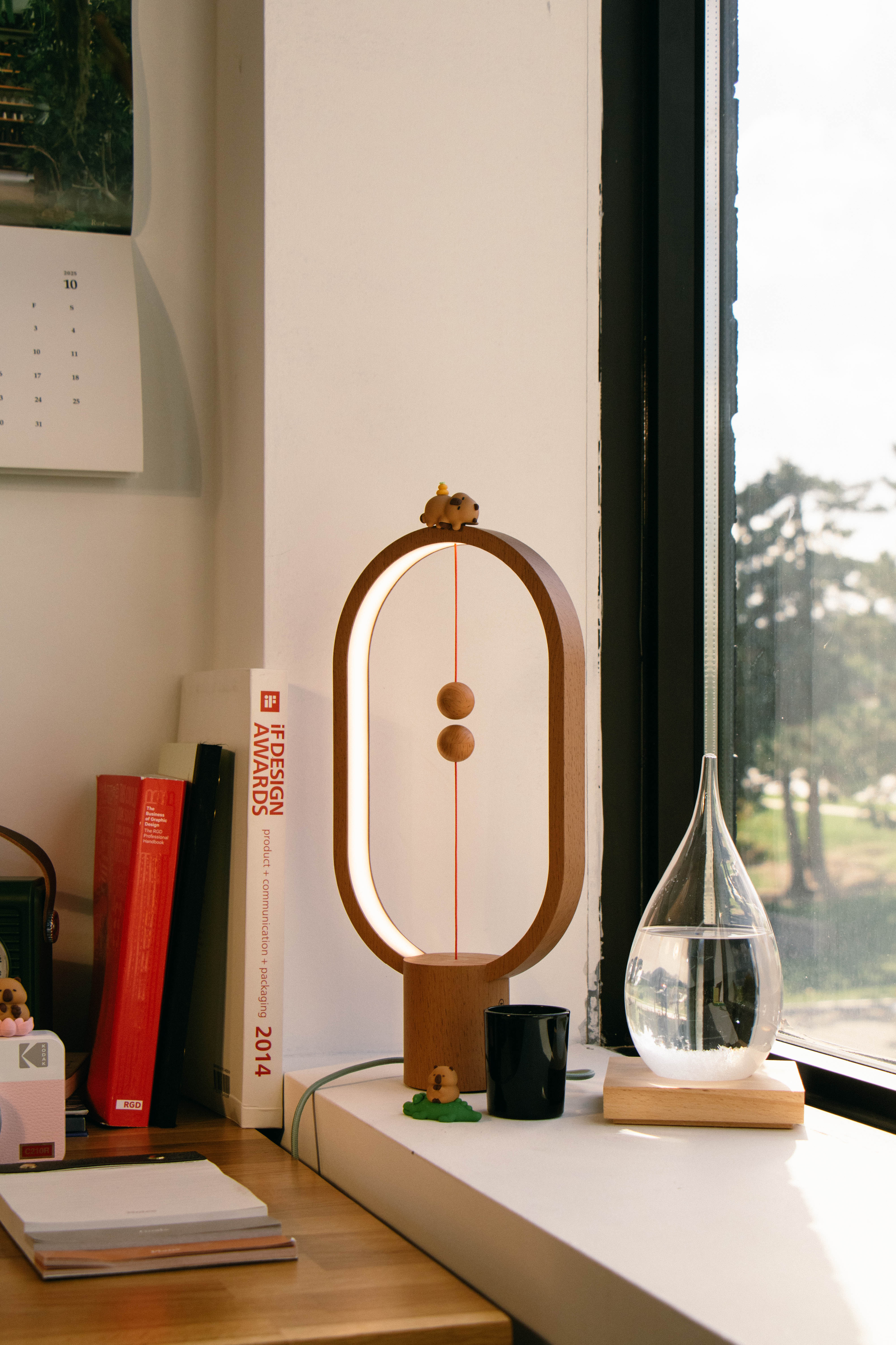 Wooden Magnetic Lamp