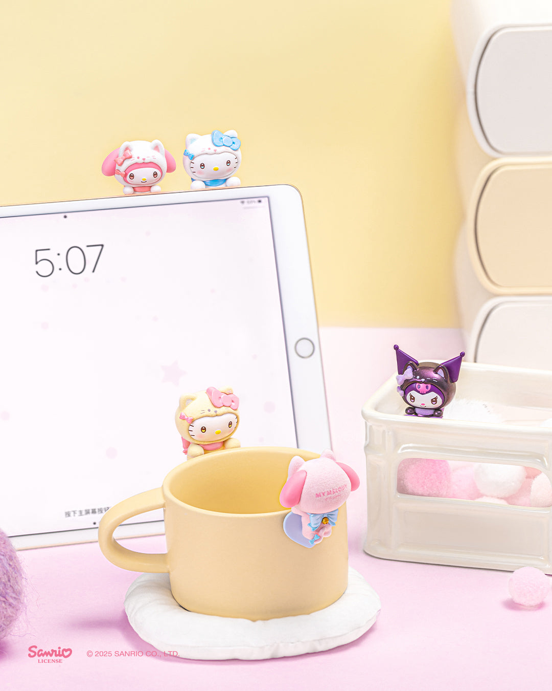 Sanrio Characters Guardian Meow Squad Peek-A-Pals Blind Box